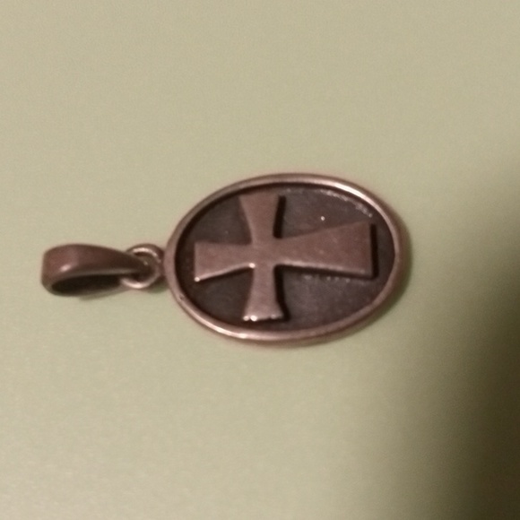 Sterling Silver 925 Shadow Box Cross Pendant - Picture 2 of 10